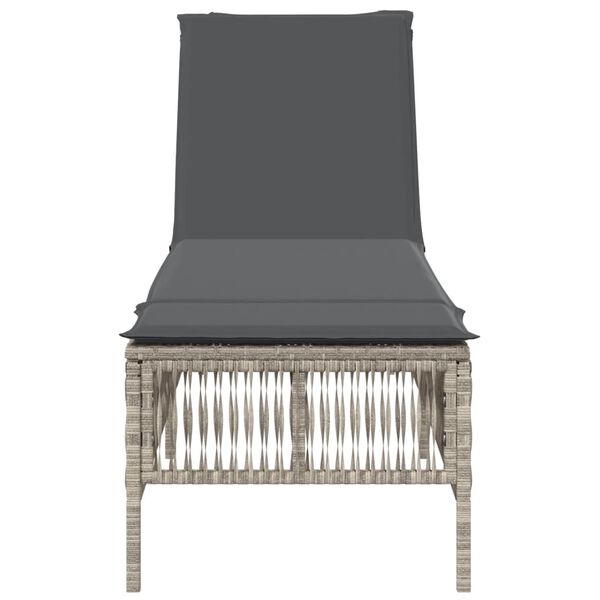 vidaXL Ξαπλώστρα Ανοιχτό Γκρι από Συνθετικό Ρατάν με Μαξιλάρια