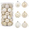 Gold_and_white_latticesunburstchevron_motif