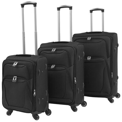 With this 3-piece luggage set, you can easily take along everything you need when travelling. Thanks to the different size of these trolley bags, the set is suitable for short or long trips.